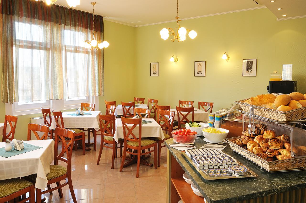 Baross City Apartments Budapest Ngoại thất bức ảnh