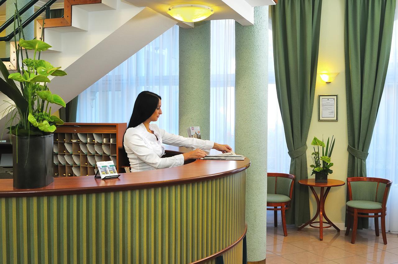 Baross City Apartments Budapest Ngoại thất bức ảnh